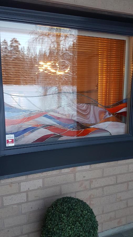 Koti Pyhaejaerven Rannalla Tampereella Esterno foto